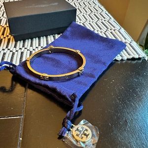 Bangle gold bracelet